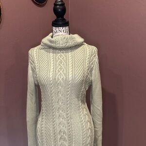 Women's Cable Knit Sweater